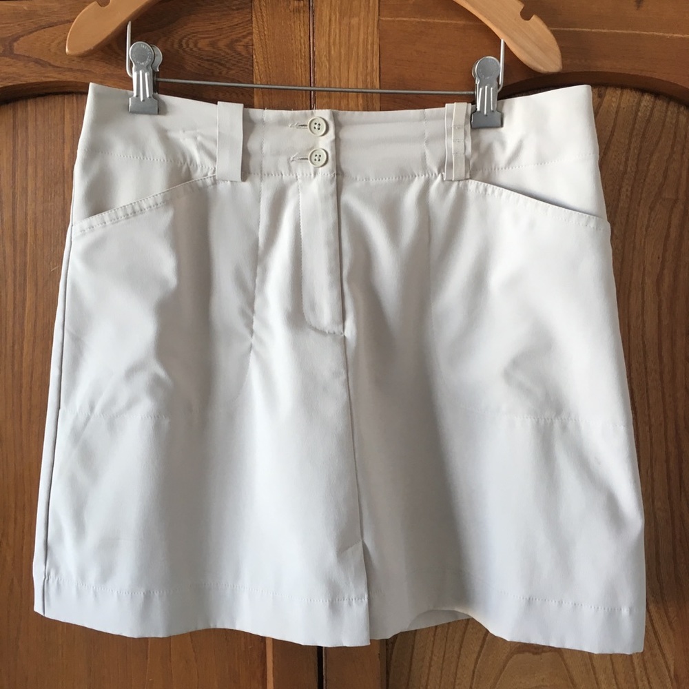 NikeGolf skirt.  NikeFIT DRY.  Size 8.